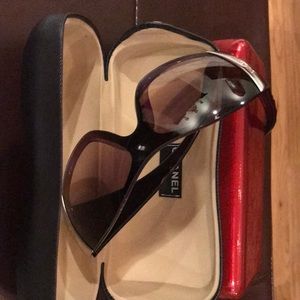 Great condition Chanel sunglasses with no case
